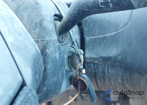 2002 Mazda Protege Dx/Es/Lx из США, поврежденный, VIN JM1BJ225821625706